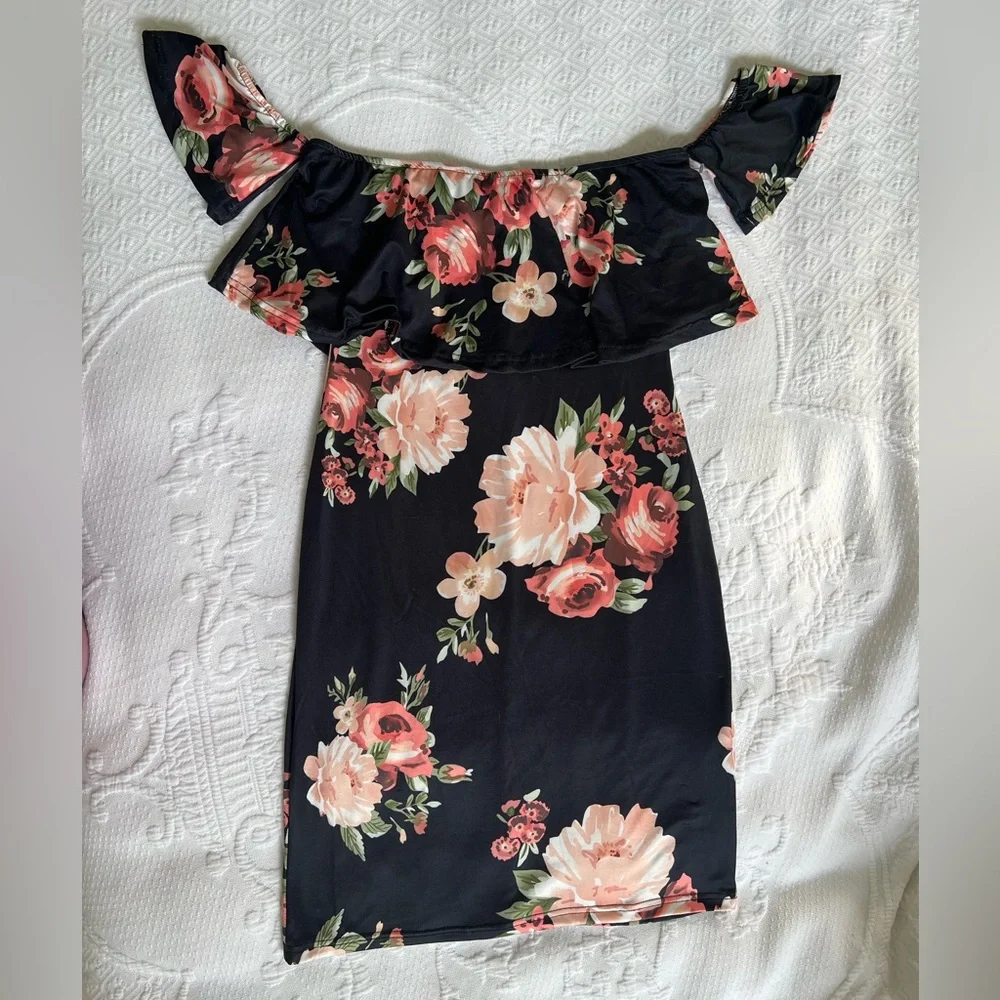 Vintage Off-the-Shoulder Sleeve Dress Black/Rose Floral Women’s Size Small - Picture 14 of 14